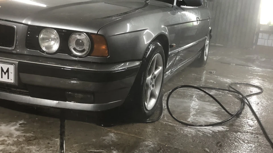 BMW 5 series 2.5 д 3