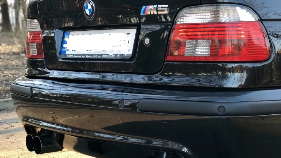BMW 5 series 4.4 ///M individual 2