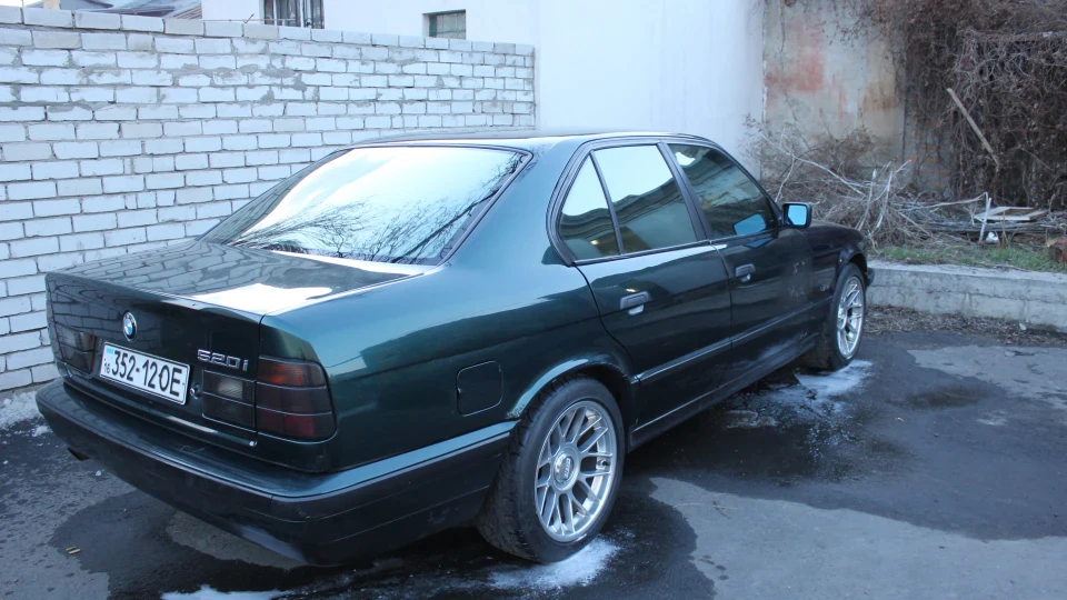 BMW 5 series 520 2