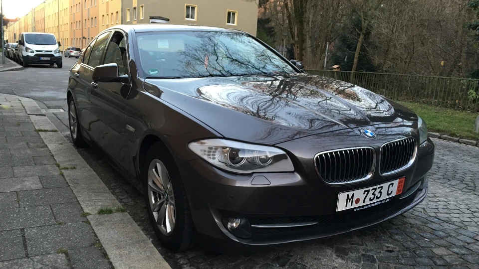 BMW 5 series 520d Нavana 2