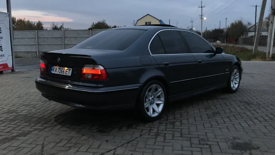 BMW 5 series 520i 2.8 3