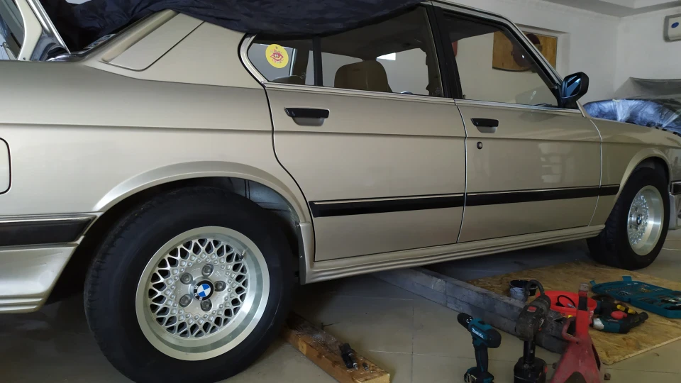 BMW 5 series 520і 3