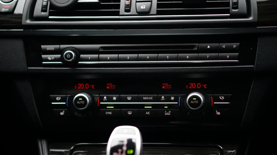BMW 5 series 525d XDrive 3