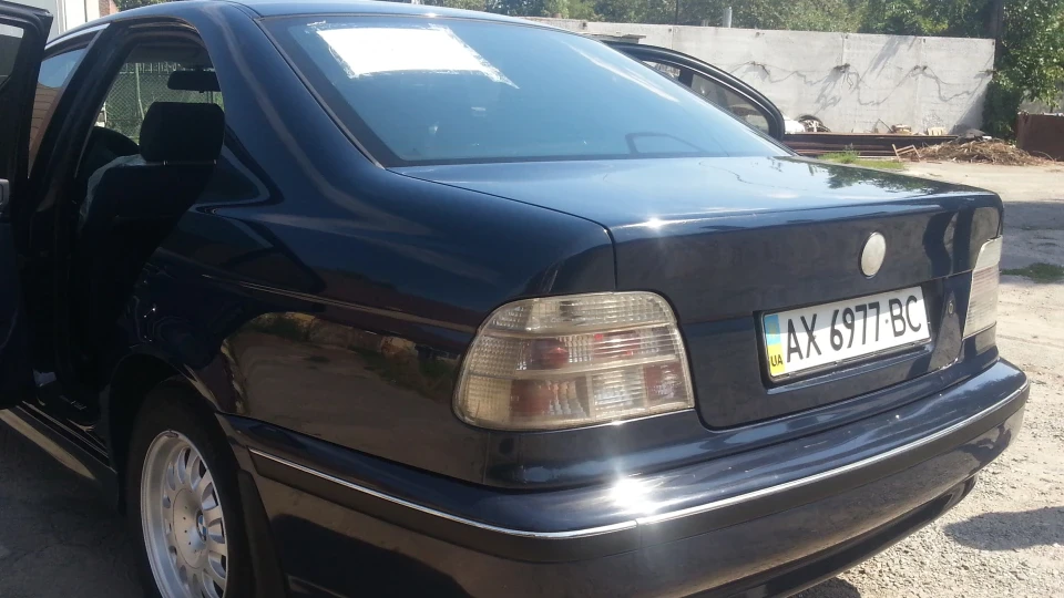 BMW 5 series 525TDS 2