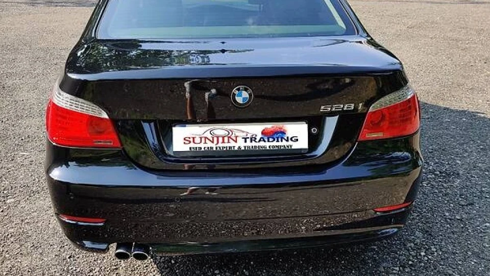 BMW 5 series 528i Південна Корея 3
