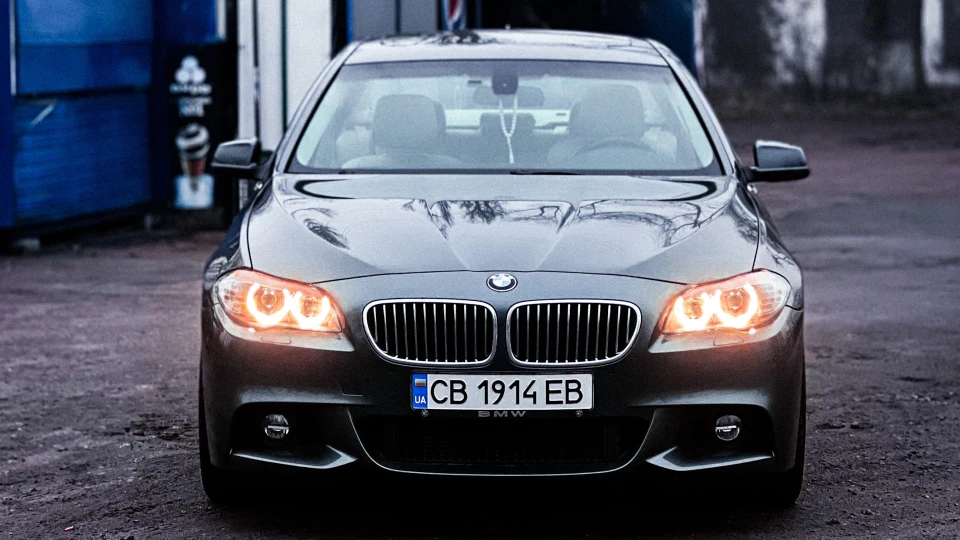 BMW 5 series 528i Tasmanian Snake 🐍 5