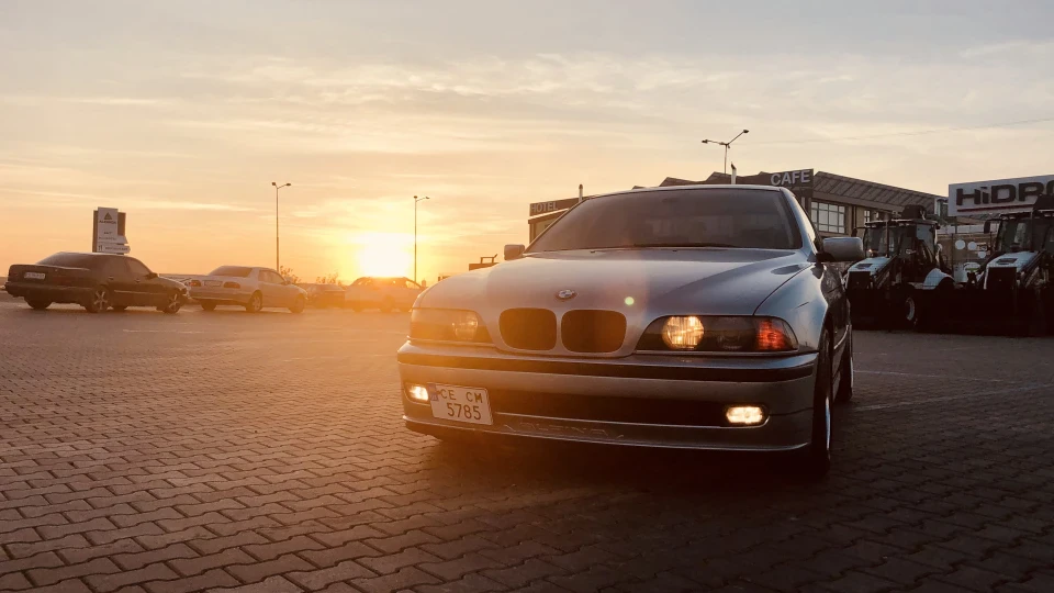 BMW 5 series 528i 4