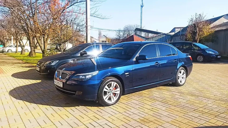 BMW 5 series 528ix 2
