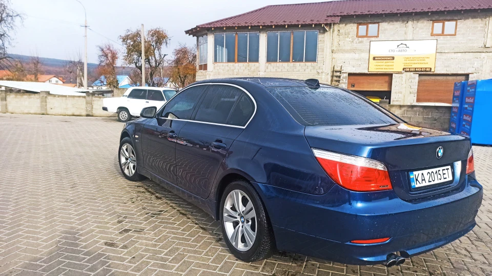 BMW 5 series 528ix 5