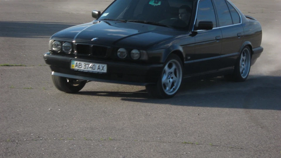 BMW 5 series 530 V8 Чорний Пес 2