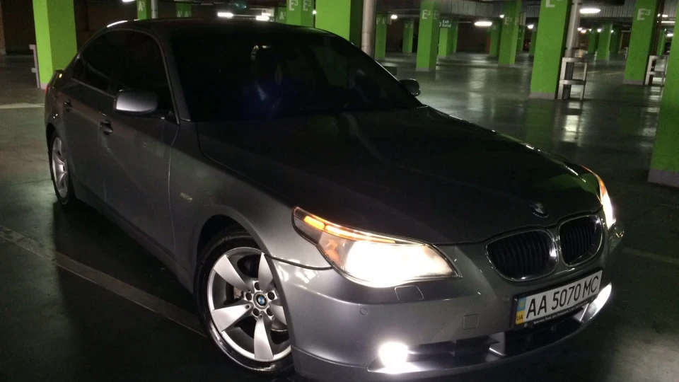BMW 5 series 530i Благородна Потужність 2