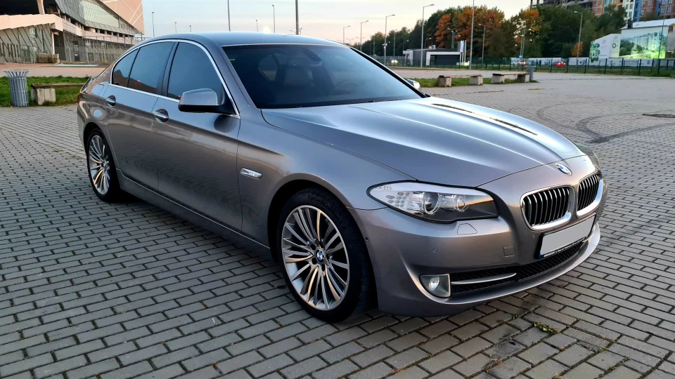 BMW 5 series 535і Space Grau Metallic