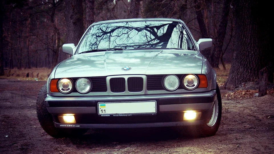 BMW 5 series 535i Stanced 2