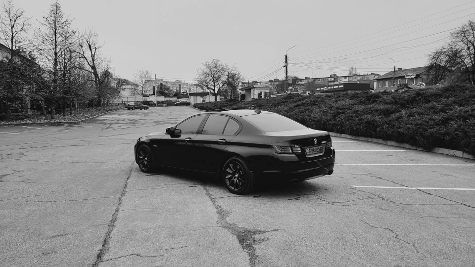 BMW 5 series 550i SATANA 2