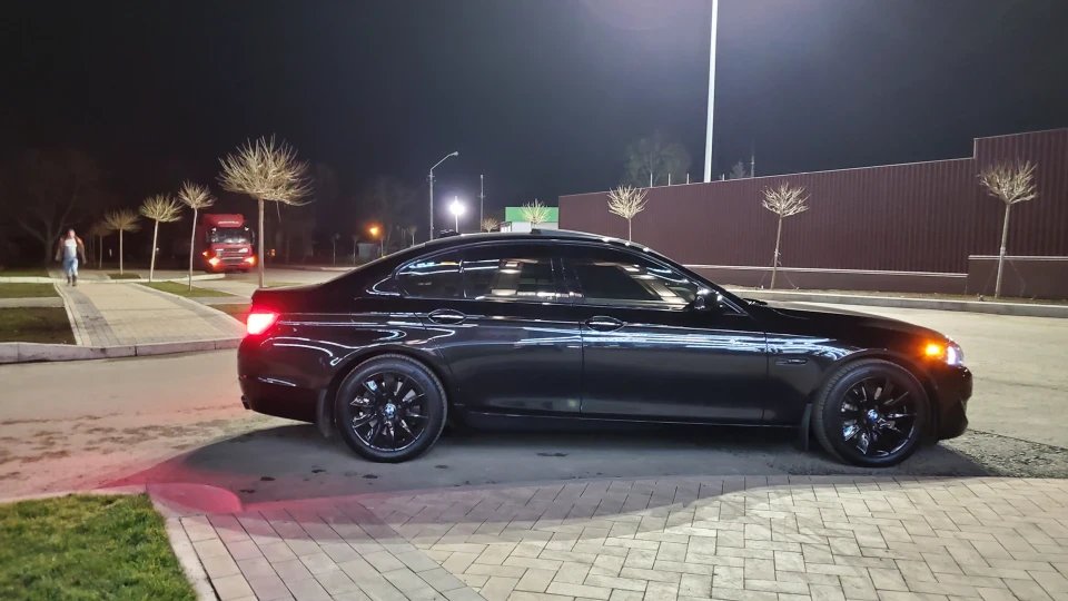 BMW 5 series 550i SATANA 4