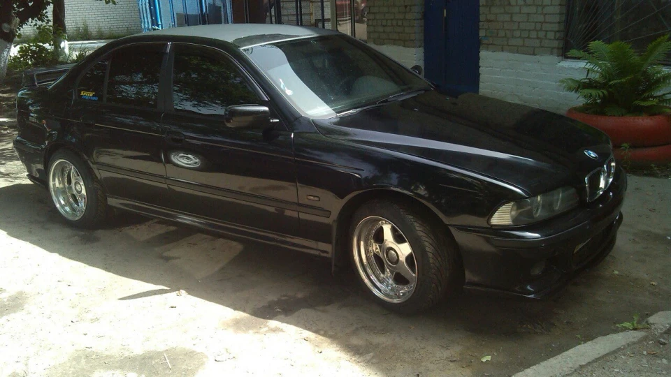 BMW 5 series 6 speed + LSD 5
