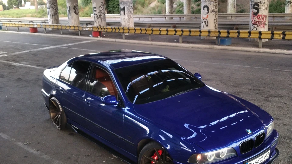 BMW 5 series Бемве головного мозку 2