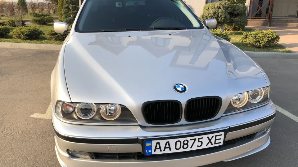 BMW 5 series 💎 Bimmer Titan Silver 5