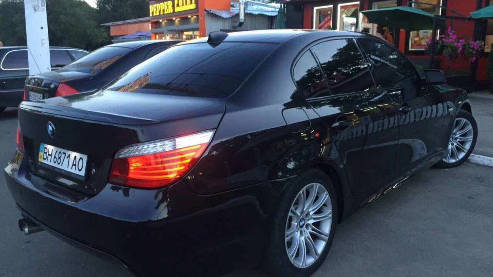 BMW 5 series Black ButterFly