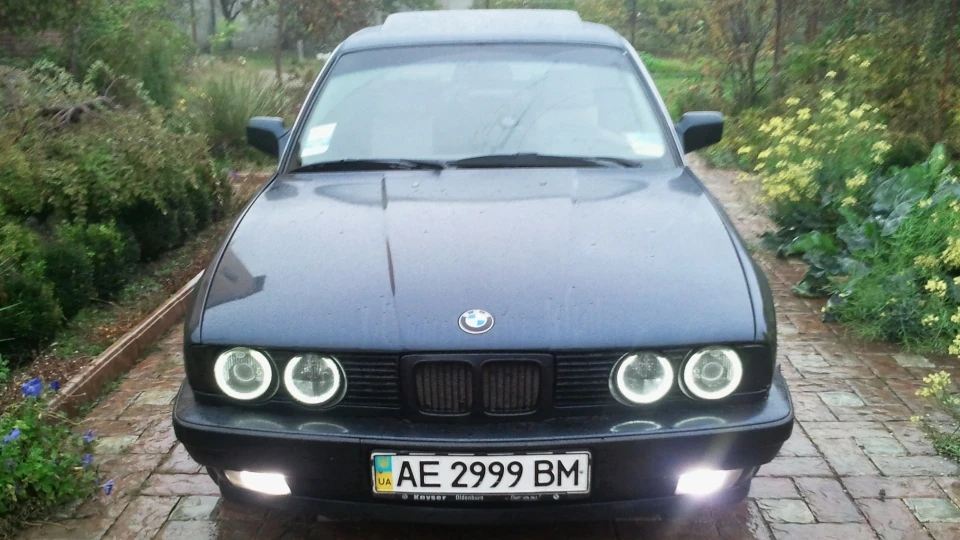 BMW 5 series ///BMW E34style 2