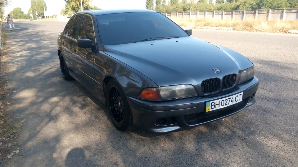 BMW 5 series BMW E39 520IA
