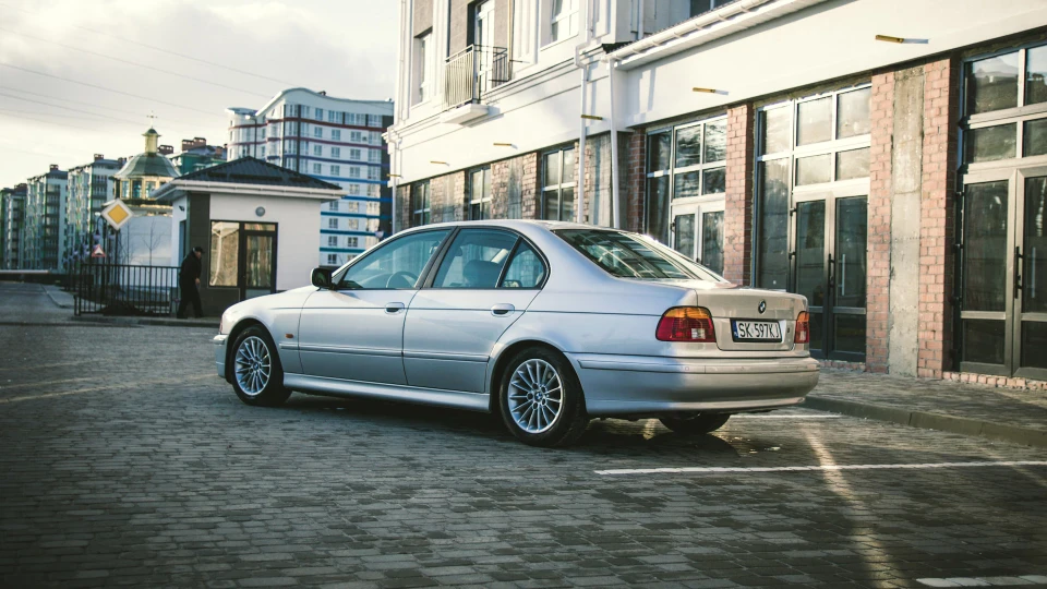 BMW 5 series булочка 3
