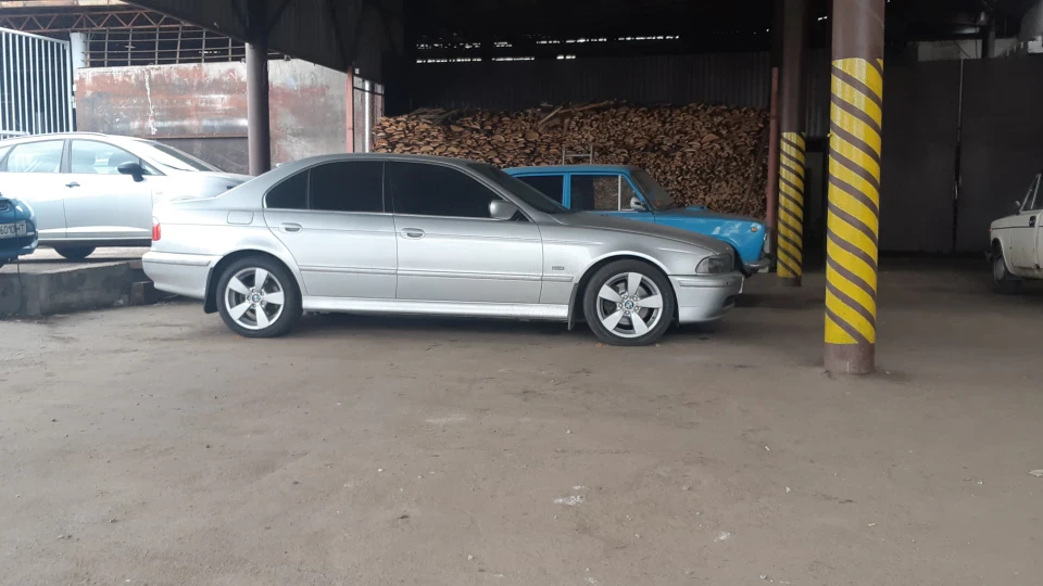 BMW 5 series Бумер 3.0 2
