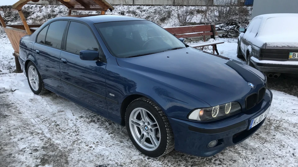 BMW 5 series Папір 2