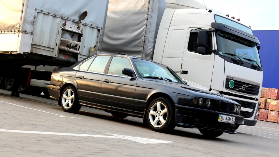 BMW 5 series Буня