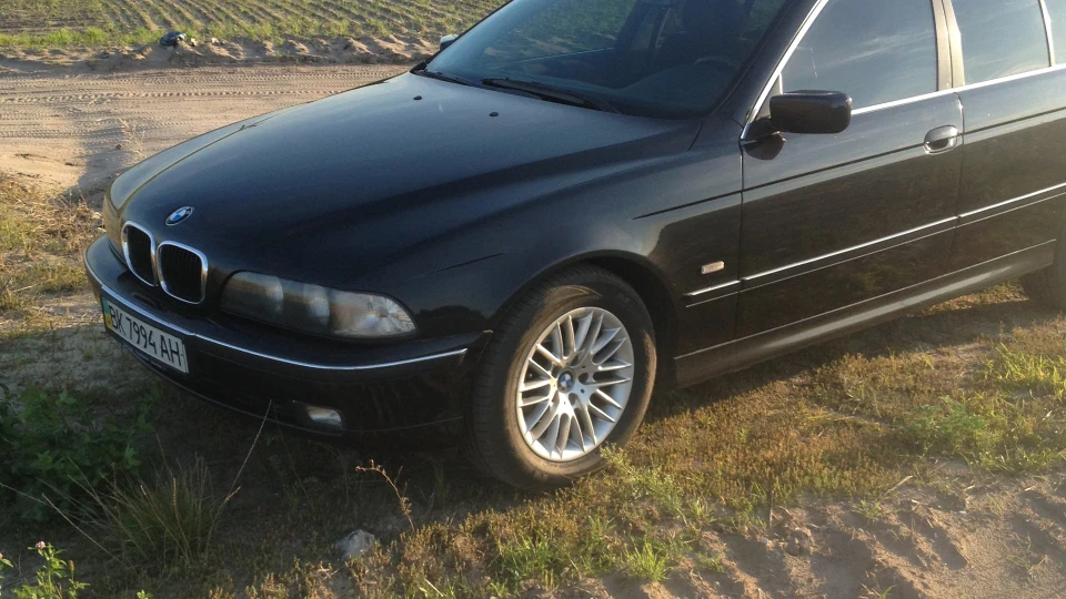 BMW 5 series Чорний 2.8 2
