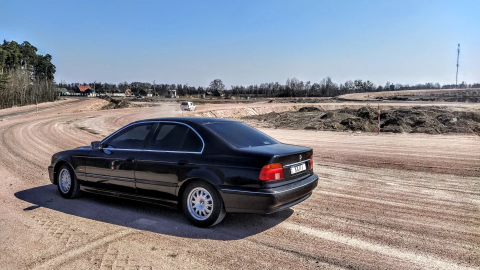 BMW 5 series Чорний диліжанс 3