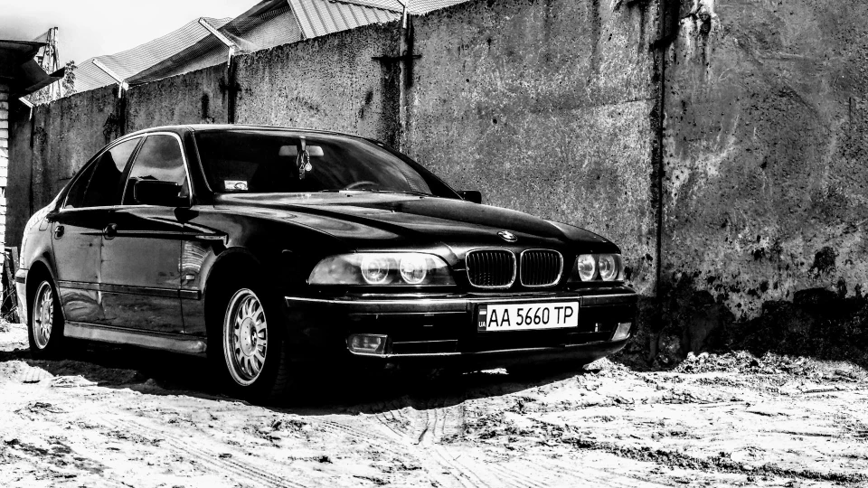 BMW 5 series Чорний диліжанс 5