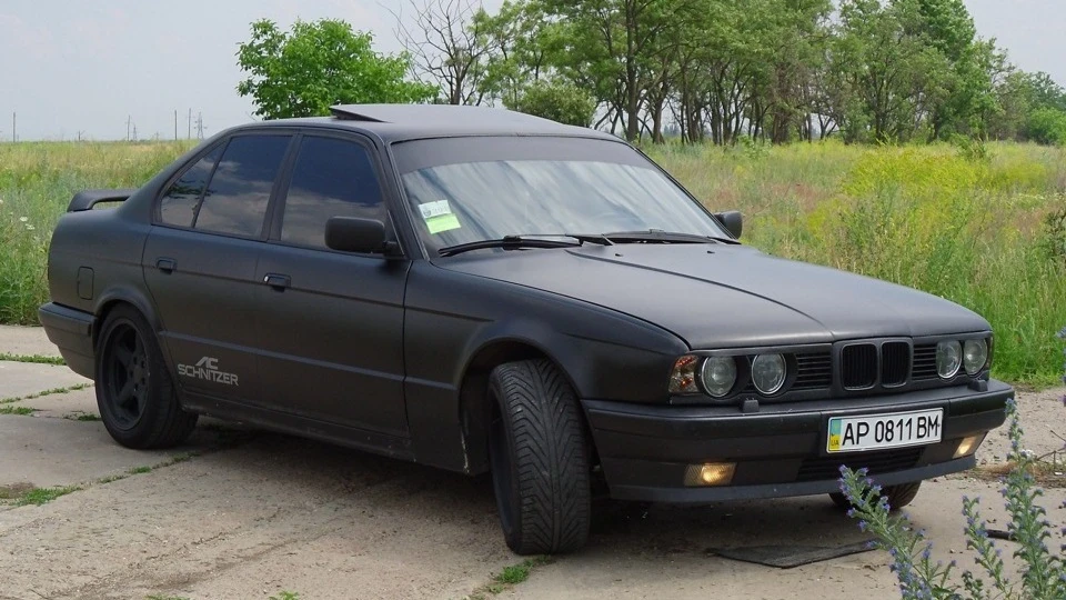 BMW 5 series Чорний койот 4