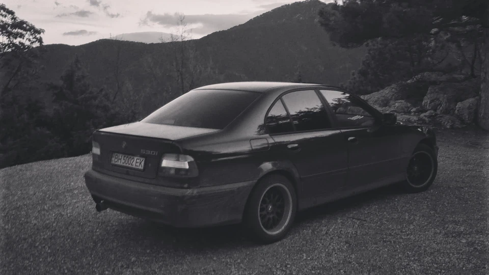 BMW 5 series Чорний вовк 5
