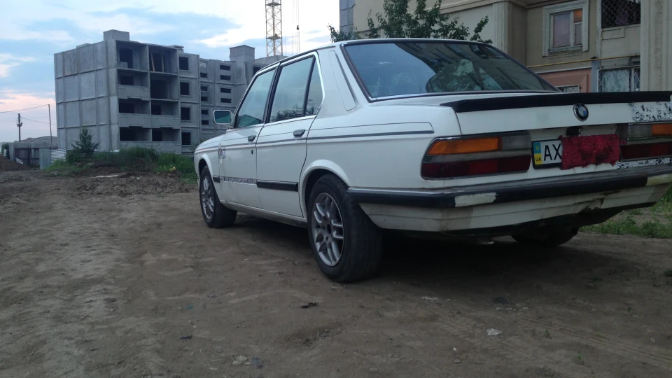BMW 5 series Чистокровний Баварець 4