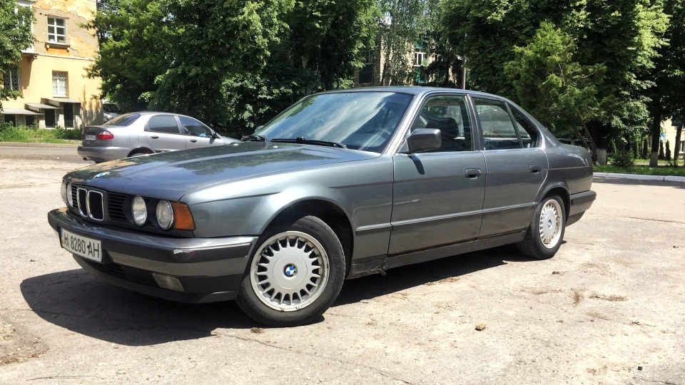 BMW 5 series Delphin Metallic