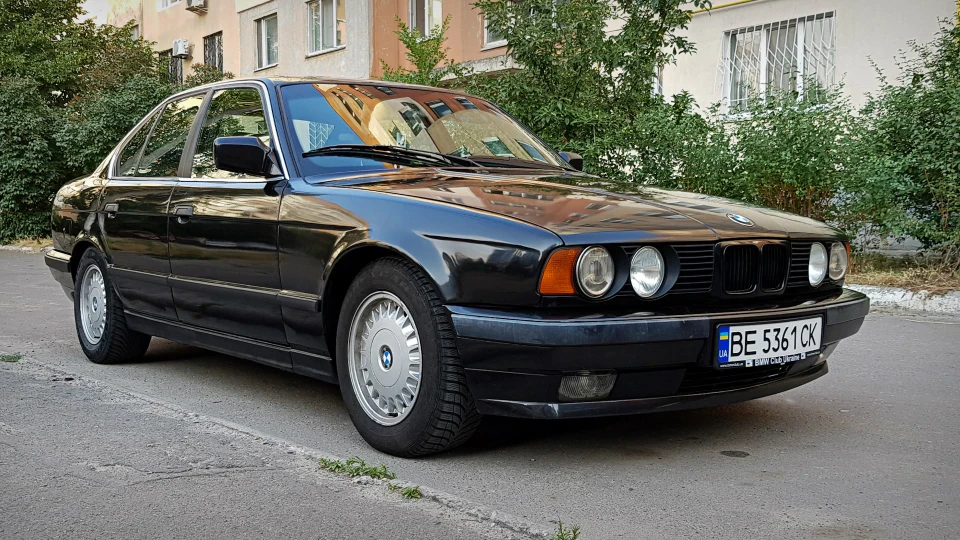 BMW 5 series Diamantschwarz 5