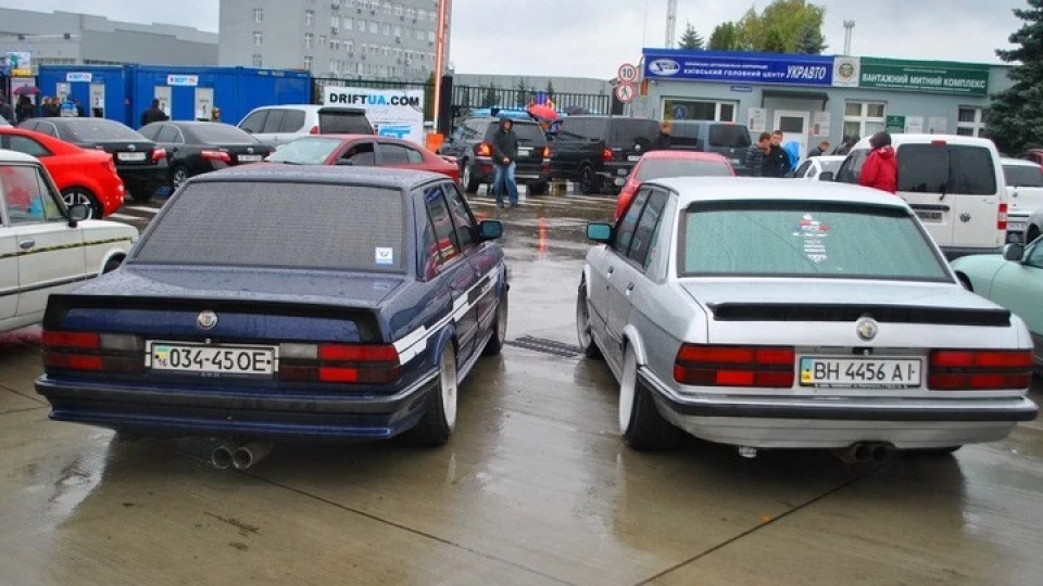 BMW 5 series E28 M20B25 ПРОДАНА 2