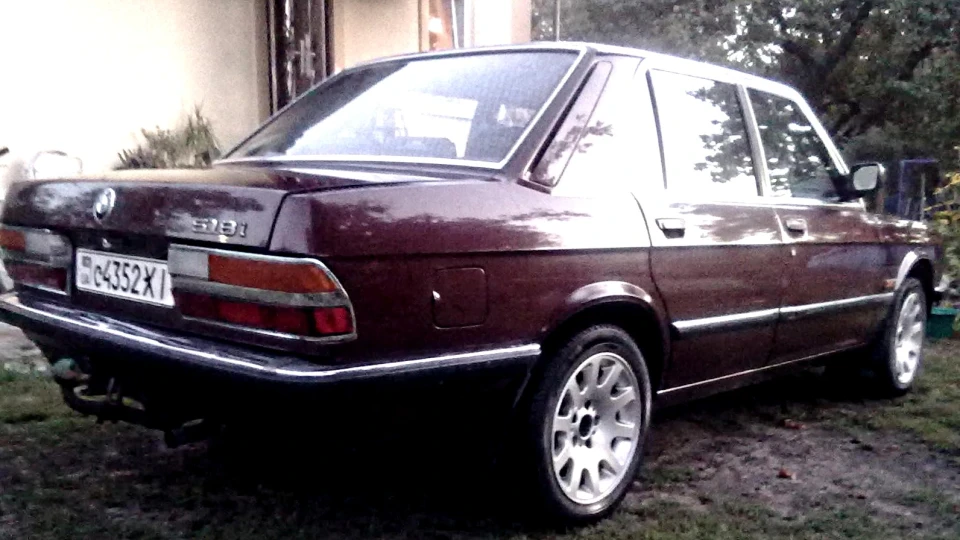 BMW 5 series е28 4