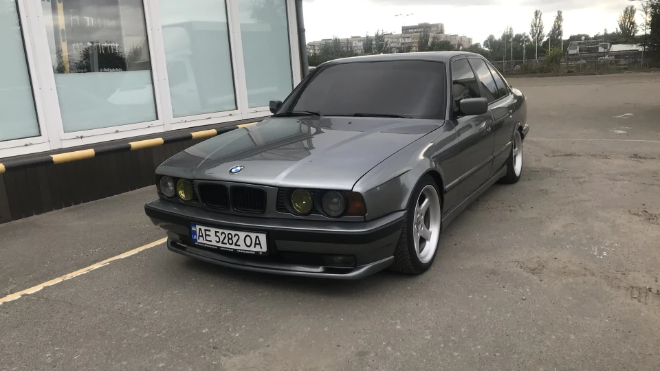 BMW 5 series Е34 525i 5