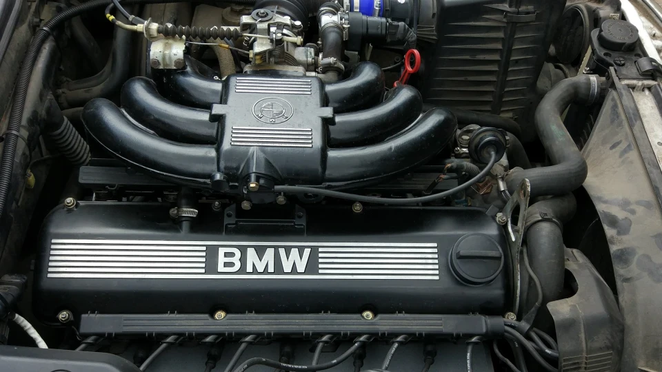 BMW 5 series E34 530i M20 4