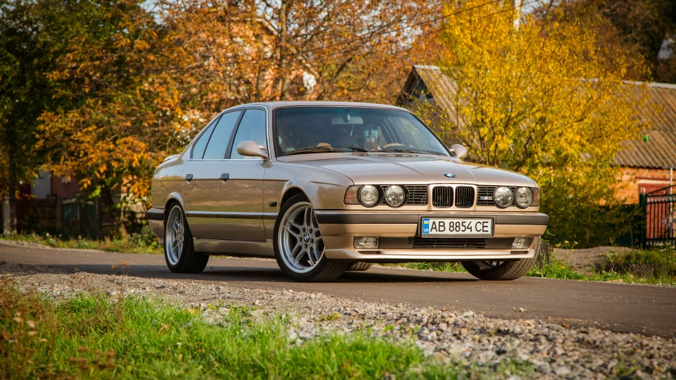 BMW 5 series E34