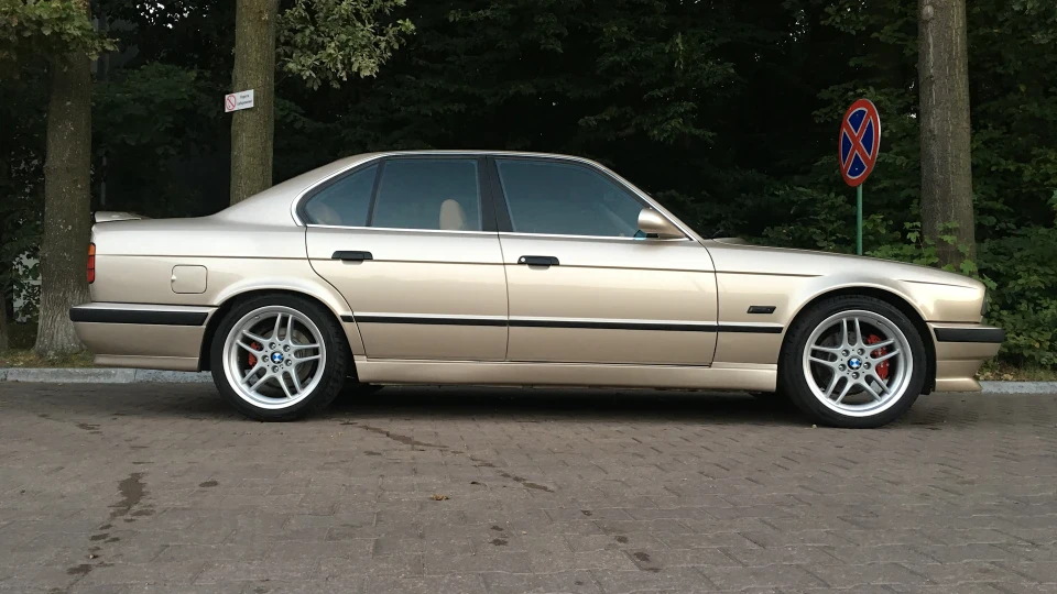 BMW 5 series E34 5