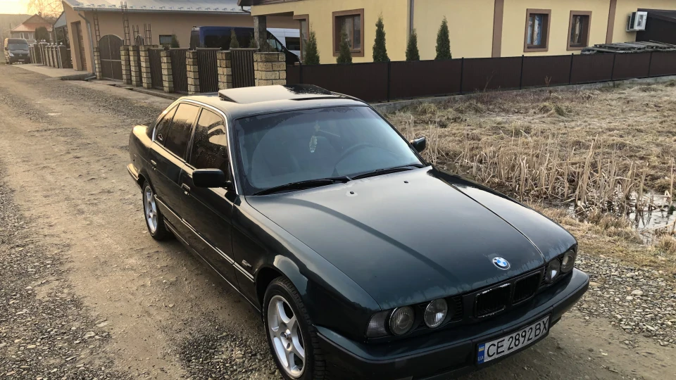 BMW 5 series [E34]