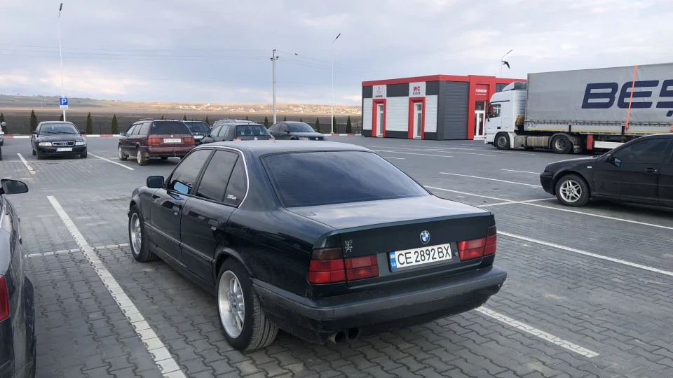 BMW 5 series [E34] 2
