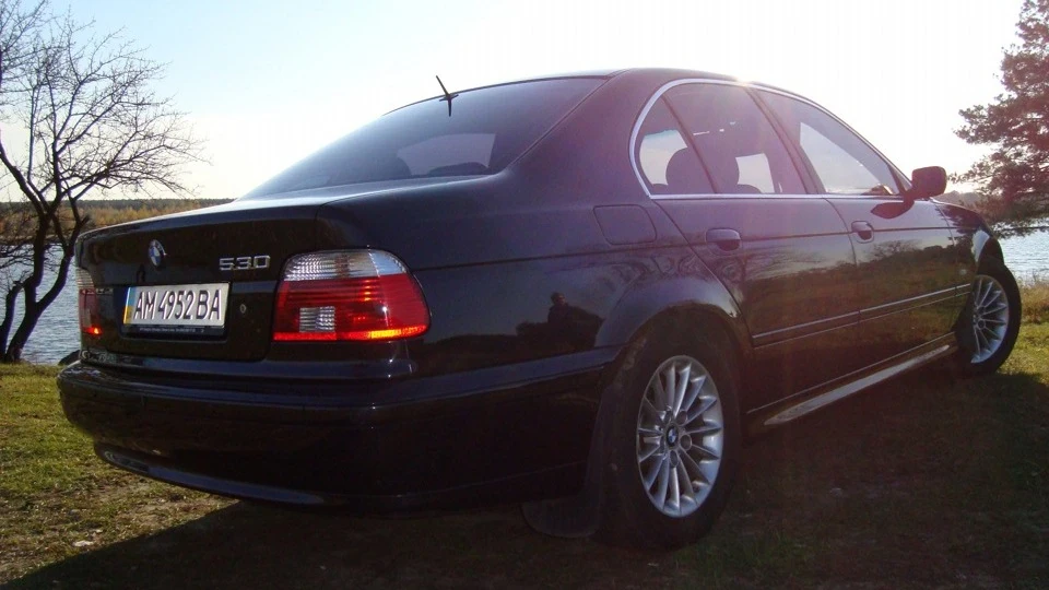 BMW 5 series E39 530 I чорна гроза