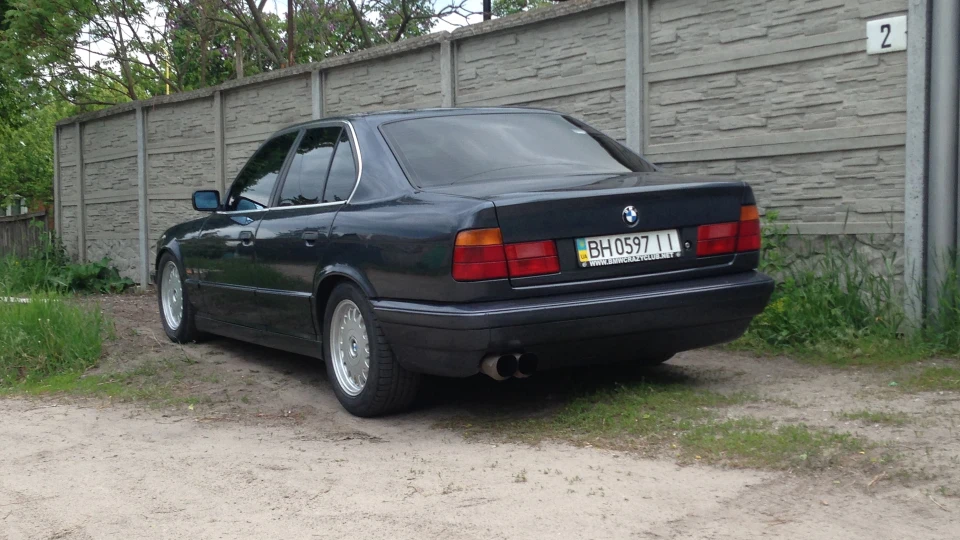 BMW 5 series Falcon 2