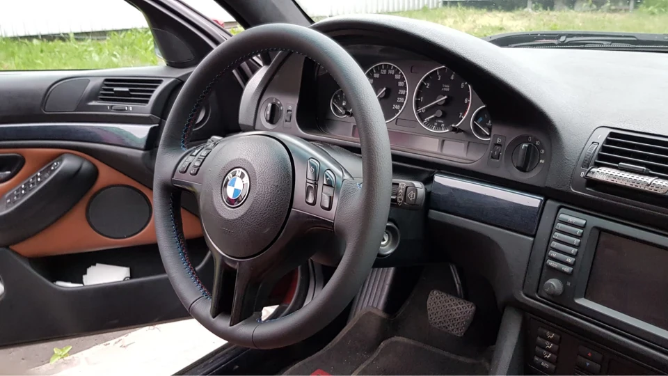 BMW 5 series ⚙️Гаєчка & Юся💕 3