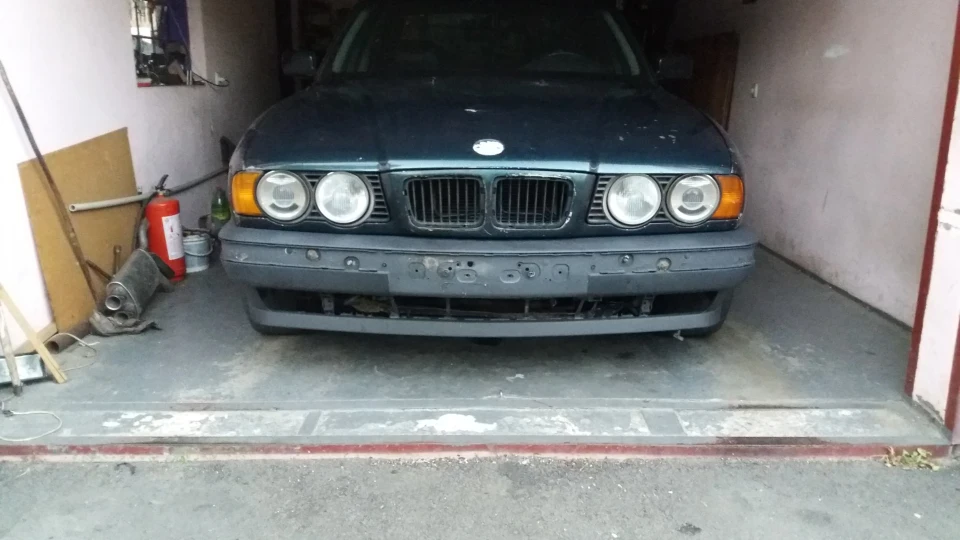 BMW 5 series Godzilla