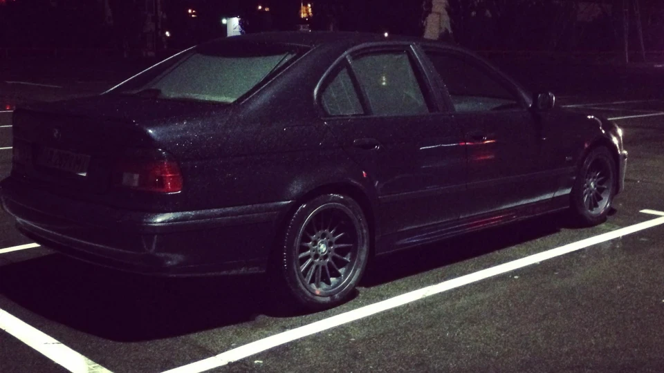 BMW 5 series GUN METAL 3